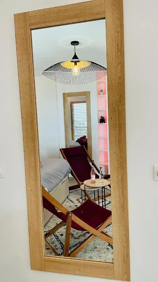 Studio Bel-Mod Bugey - Belvedere Moderne Lyon 0*,